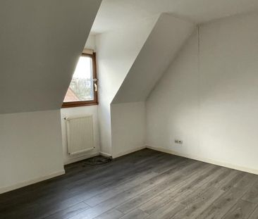 VILLENEUVE D'ASCQ - Quartier d'Ascq - Allée des Marguerites - Photo 2