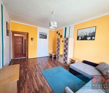 Pronájem bytu 2+1 64 m² - Photo 1