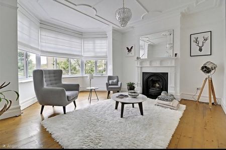 St. Albans Crescent, Woodford Green, IG8, Property for rent - Photo 3