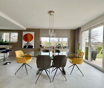 Beautiful villa with large garden in residential area in Penthalaz - Photo 4