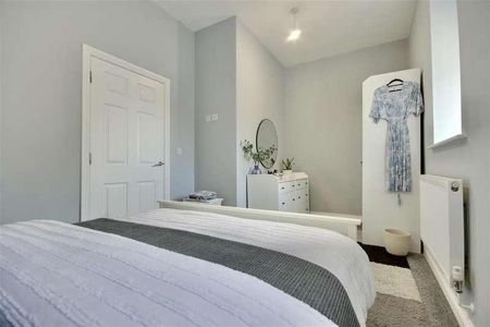 St. Marys Road, Portsmouth, PO1 - Photo 3