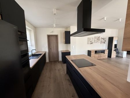 Huszár utca - Fotó 2