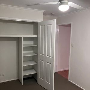 Alexandra Hills - Photo 2