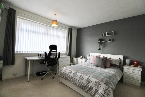 2 bedroom house to rent - Photo 1