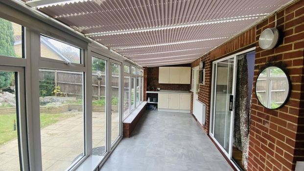 3 bedroom terraced house to rent - Photo 1