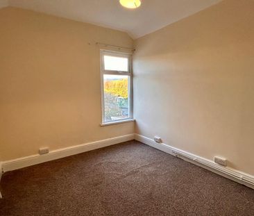 3 bedroom end of terrace house to rent - Photo 6