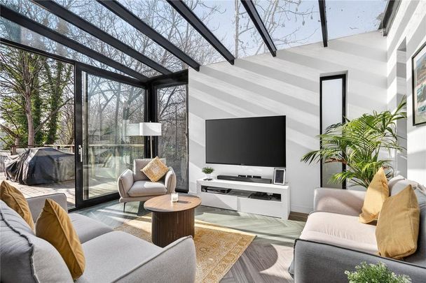 4 bedroom house to rent - Photo 1