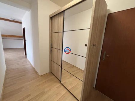 Pronájem cihlového bytu 2+KK v centru města Šumperka - Photo 3