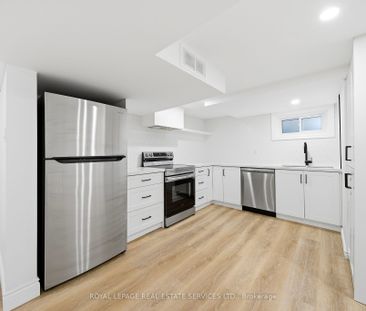 For Lease - 6 Corbett Crescent, Aurora, Ontario - Photo 3