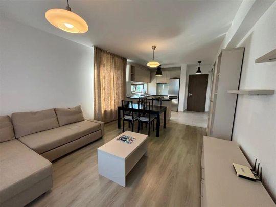 Inchiriere apartament 2 camere mobilat modern Ploiesti, zona CENTRALA - Fotografie 1