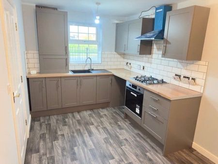 St. James Place, Scunthorpe, DN16 - Photo 3