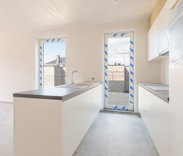 Praktijkruimte met appartement te huur in Herzele - Foto 2