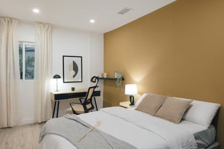 Avinguda de lOest, Valencia, Valencian Community 46001 - Photo 2