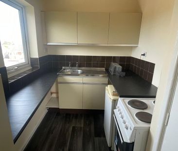 1 bedroom property to rent - Photo 2