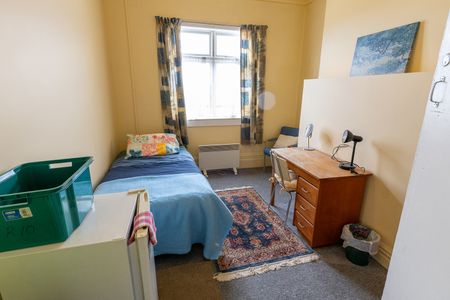 5-Bedroom Flat for Rent – Wi-Fi Included! - Photo 5