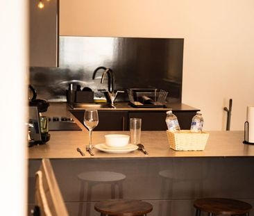 Studio Flat, Stone Street, BN1 - Photo 3