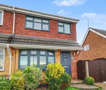 3 bedroom semi-detached house to rent - Photo 3