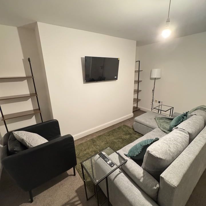 2 Bed Flat, Portland Street, SO14 - Photo 1