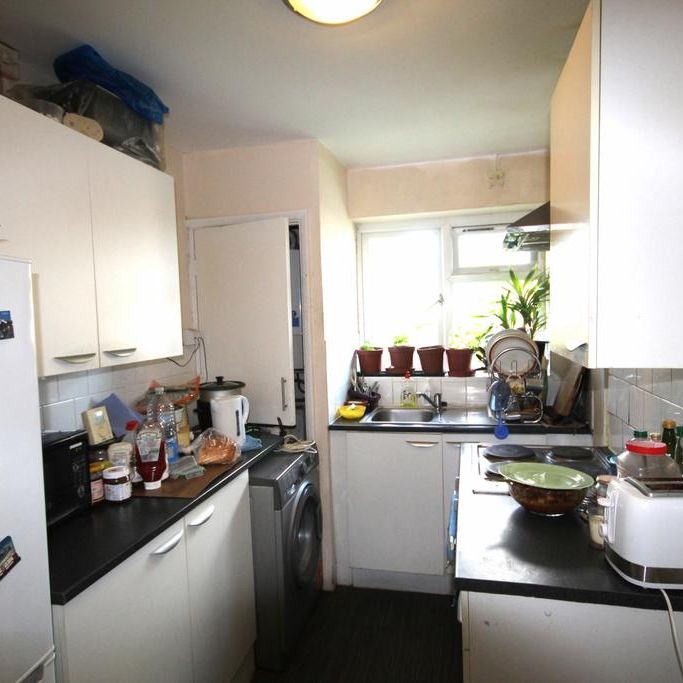 2 bedroom maisonette to rent - Photo 1
