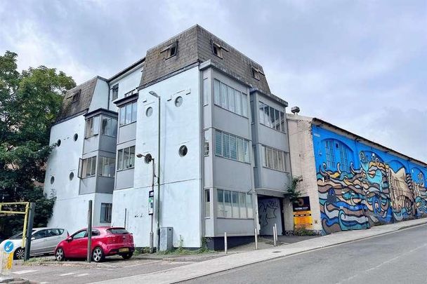 Bournemouth, BH2 - Photo 1