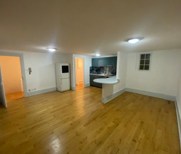 Location Appartement 2 pièces 55m² - Photo 2