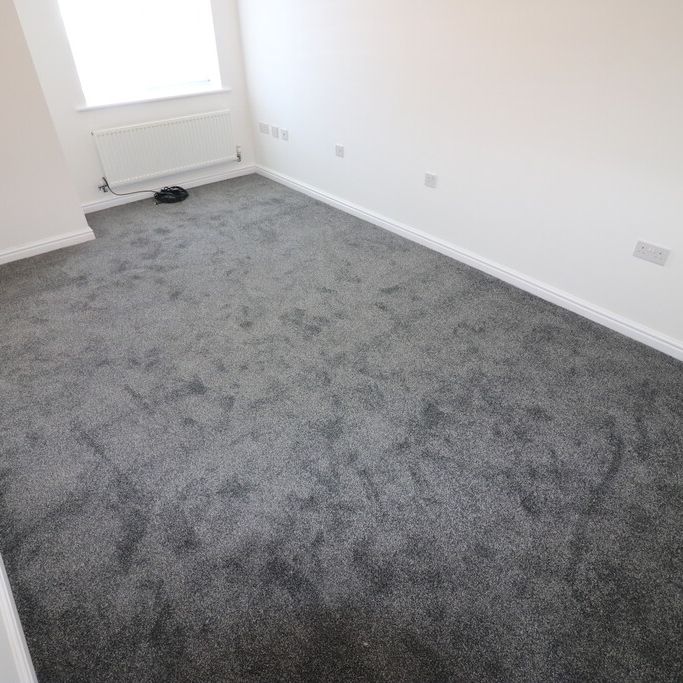 Hampstead Gardens, Kingswood - Photo 1