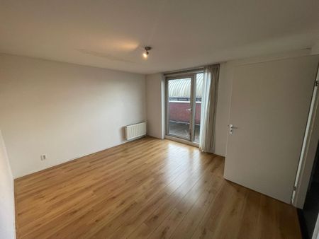 Appartement te huur: St. Jacobstraat 48 2512 AN Den Haag - Photo 4