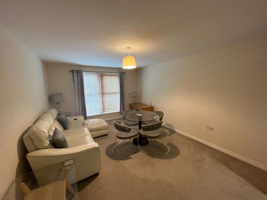 2 bedroom flat to rent - Photo 1