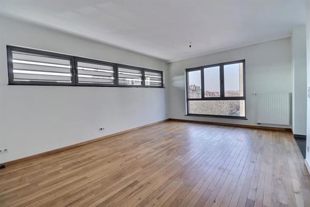 Appartement te huur - Photo 1