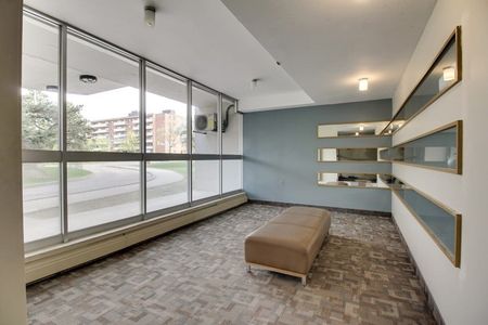 Carillon Apartments - Photo 4