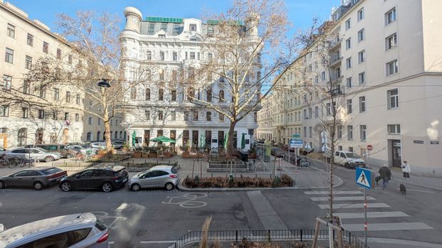 Charmante 2-Zimmer Wohnung mit Blick auf den Hugo-Wiener-Platz in 1050 Wien zu mieten - Photo 1