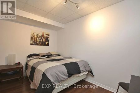 B - 19 SUMMERWIND CRESCENT - Photo 2