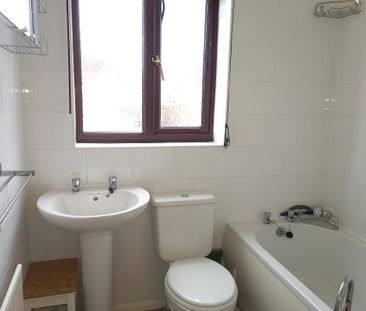 Beechtree Close - Photo 3