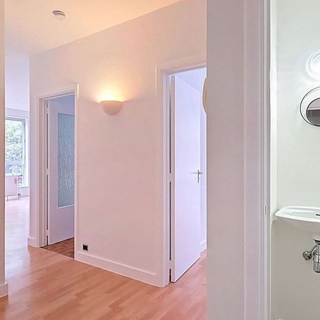 Appartement te huur in Etterbeek voor € 1.400 met 2 slaapkamers - Foto 1