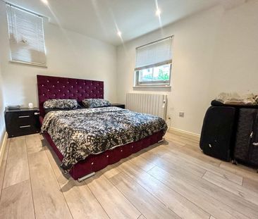 2 Bedroom Flat To Let - HP13 - Photo 4