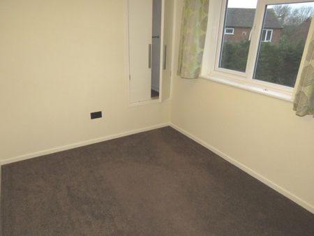 Gatcombe Drive, Bristol, Stoke Gifford - Photo 3