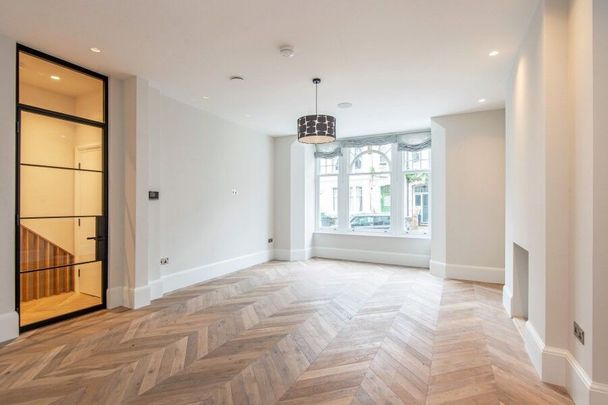 3 Bedroom Apartment To Let - Photo 1