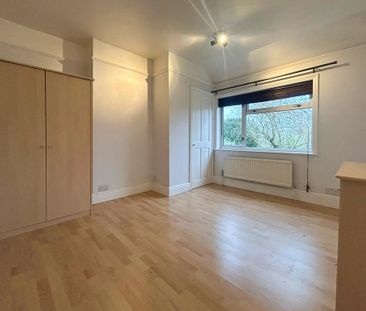 2 bedroom semi-detached house to rent - Photo 4