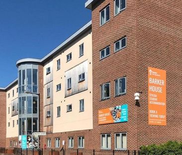 1 bedroom in a flat share to rent - Photo 4