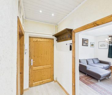 Landhausstil! 3-Zimmer-Wohnung mit hohen Decken am Diepeschrather W... - Photo 1
