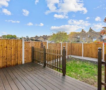 4 bedroom terraced house to rent - Photo 4