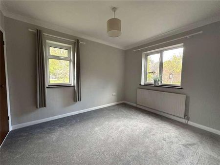 Mayfield, Rowledge, Farnham, Surrey, GU10 - Photo 3