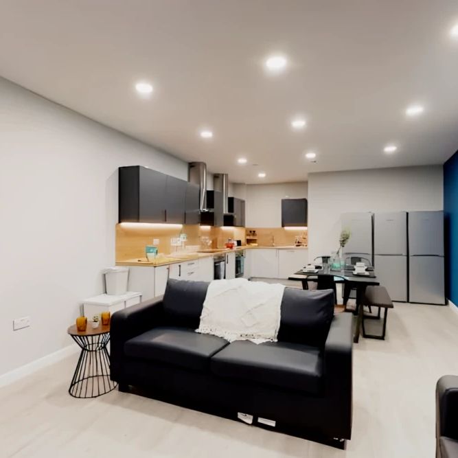 Gold En-suite - Photo 1