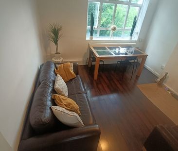 Room in a Shared Flat, Pondfield House, N5 - Photo 4