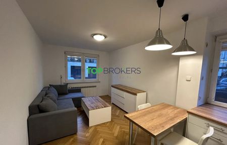 Warszawa, Śródmieście, Śródmieście Powiśle, Solec - Photo 2