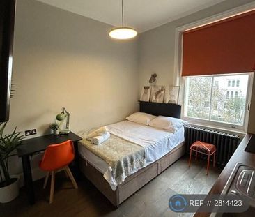 Studio to rent - Photo 5