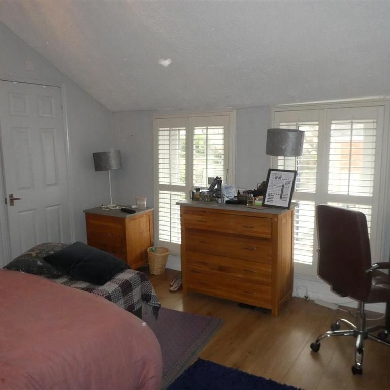 2 bedroom maisonette to rent - Photo 1