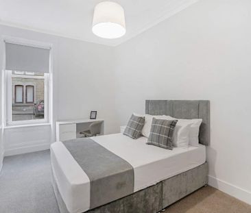 2 bedroom parking to rent - Photo 5