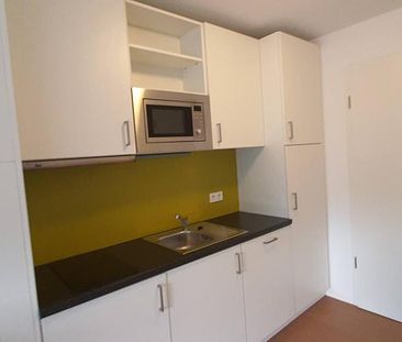 Ideal für Studierende: Smart möbliertes und modernes 1 Zimmer-Apartment in idealer Lage zum Marburger Bahnhof, Neue Kasseler Str. 12a - Photo 1