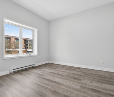 5351 Av. Victoria Montréal (Côte-des-Neiges, QC H3W - Photo 6